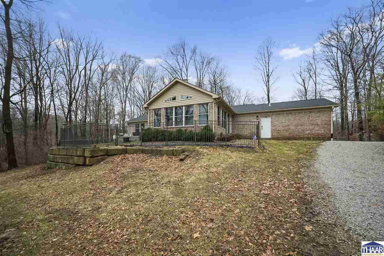 7967 East Oak, Rockville, IN 47872