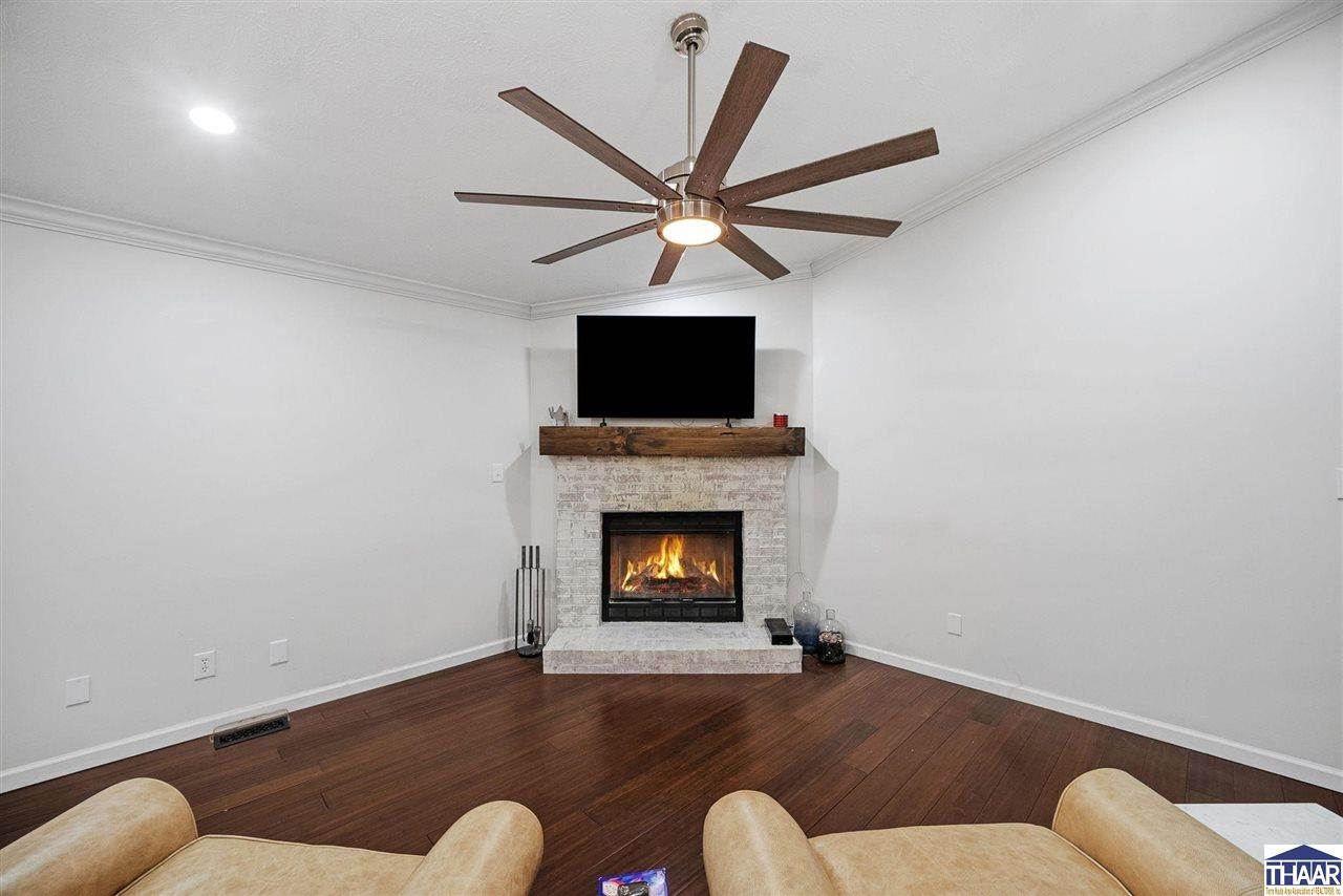 7967 East Oak, Rockville, IN 47872