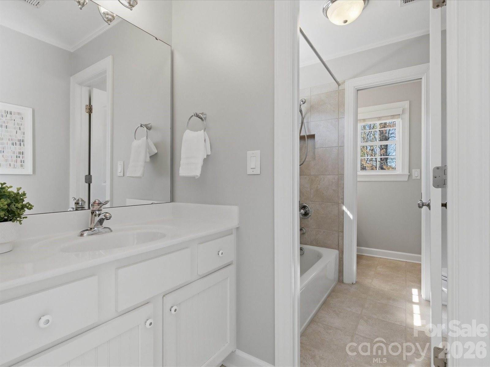 3431 Delamere Drive, Matthews, NC 28104