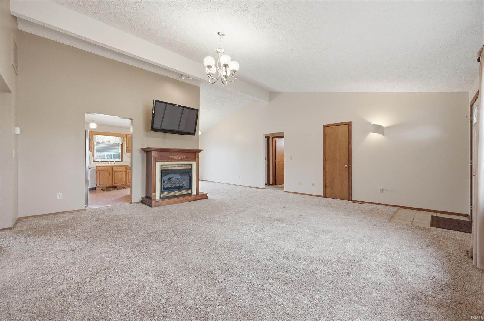 2100 N Halifax Drive, Muncie, IN 47304