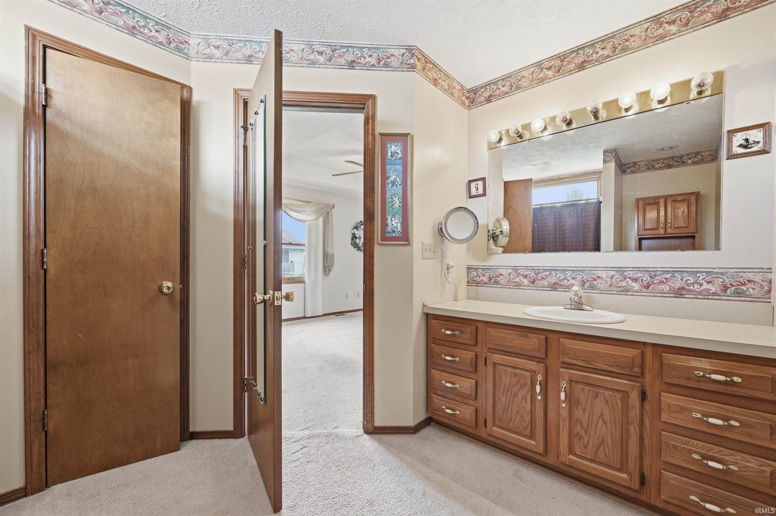 2100 N Halifax Drive, Muncie, IN 47304