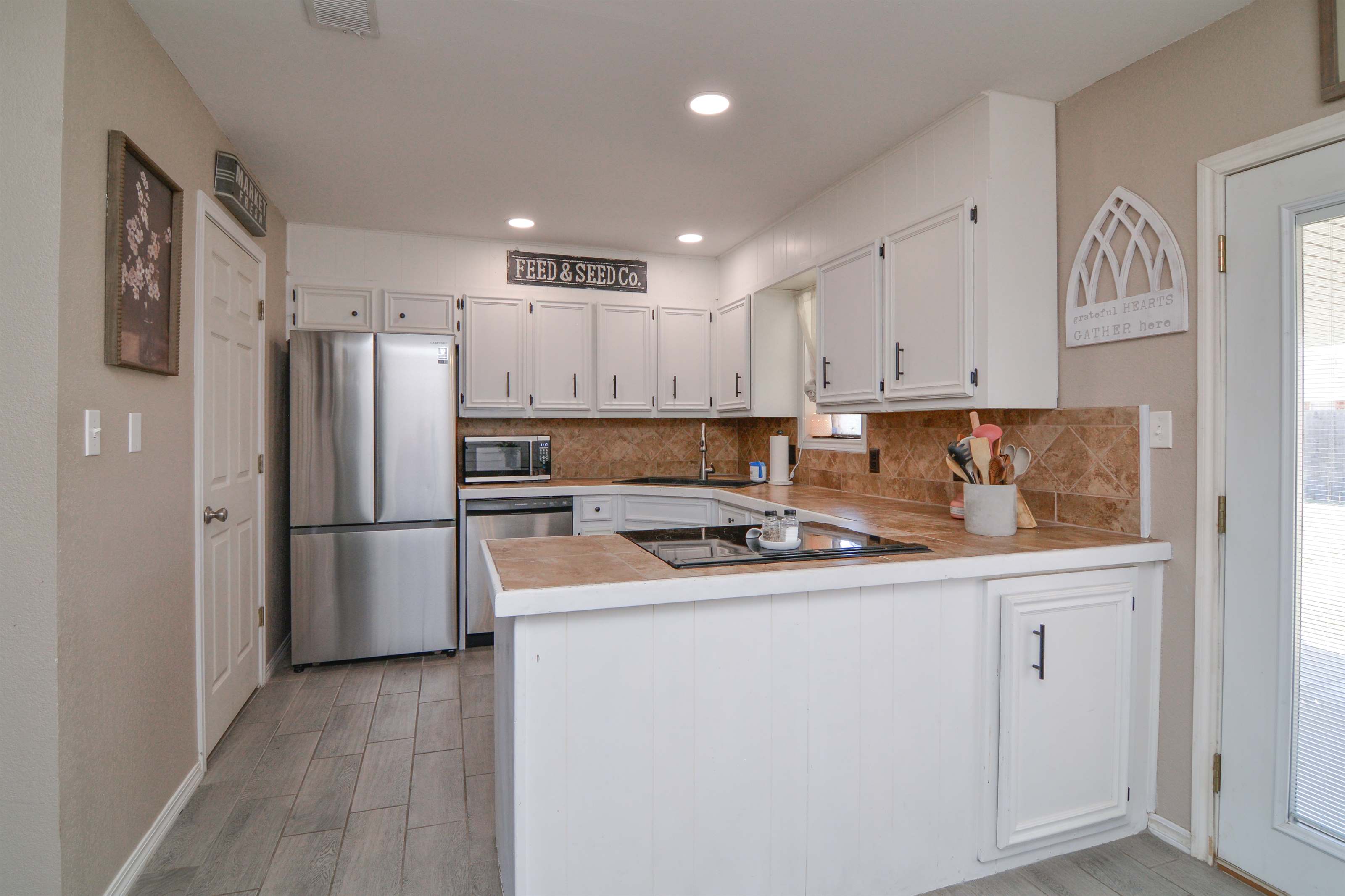 2103 77th Street, Lubbock, TX 79423