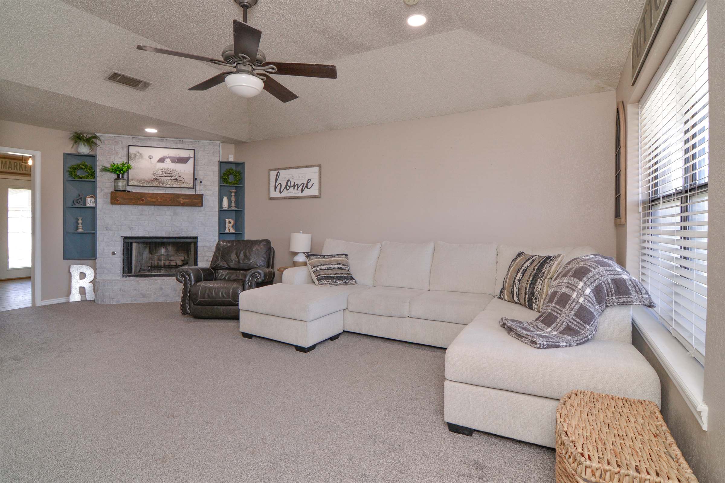 2103 77th Street, Lubbock, TX 79423