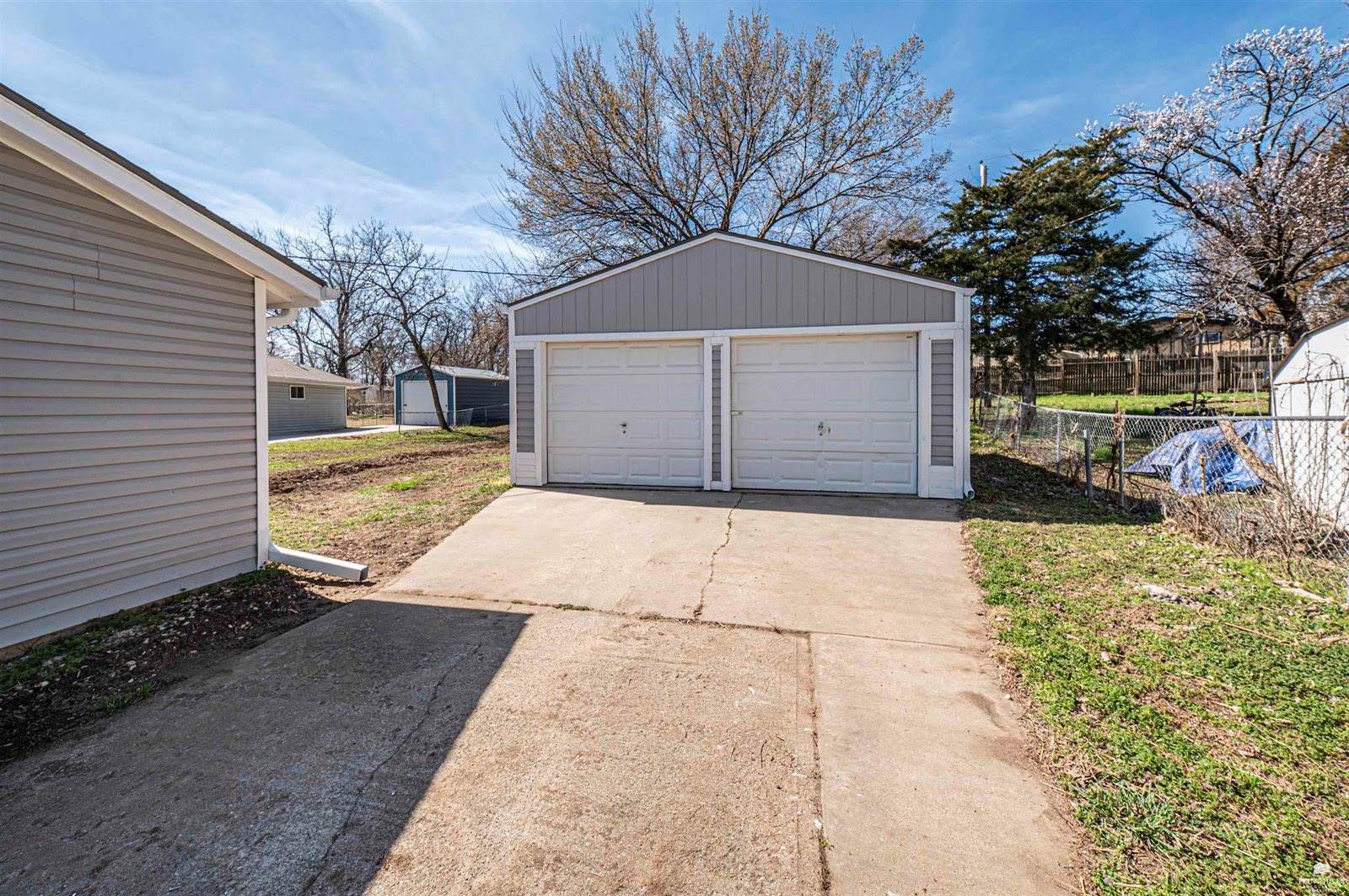 1221 Pershing Drive, Junction City, KS 66441