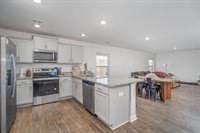 1843 Wildhorse Dr, Sumter, SC 29153