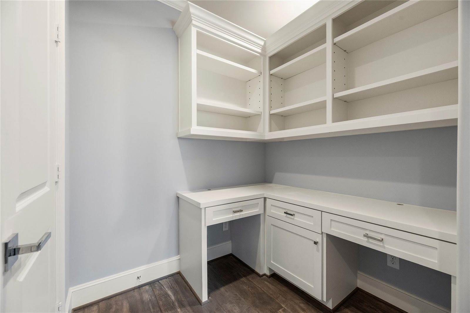 5006 Mayfair Street, Bellaire, TX 77401