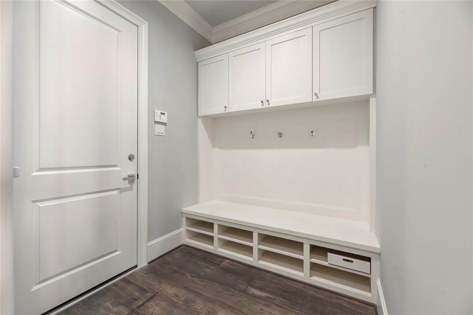 5006 Mayfair Street, Bellaire, TX 77401