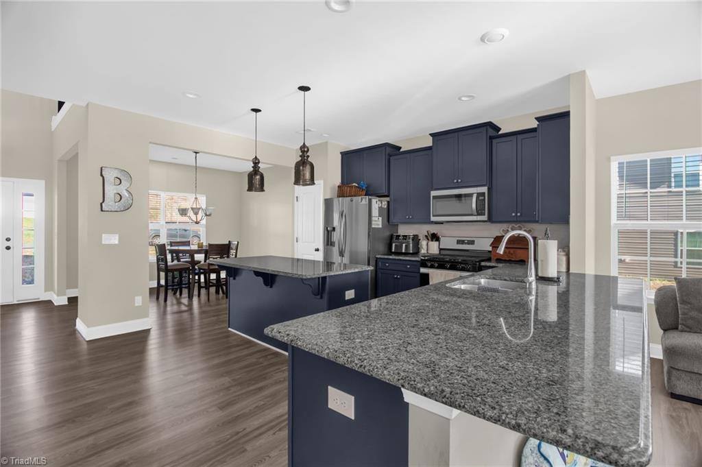 573 Mahogany Drive, Thomasville, NC 27360