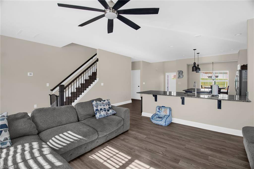 573 Mahogany Drive, Thomasville, NC 27360