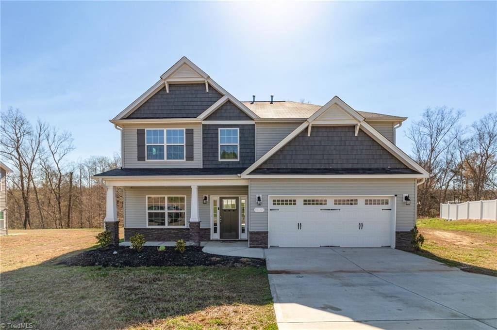 573 Mahogany Drive, Thomasville, NC 27360