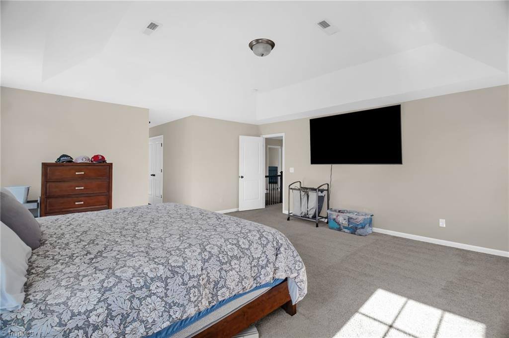 573 Mahogany Drive, Thomasville, NC 27360