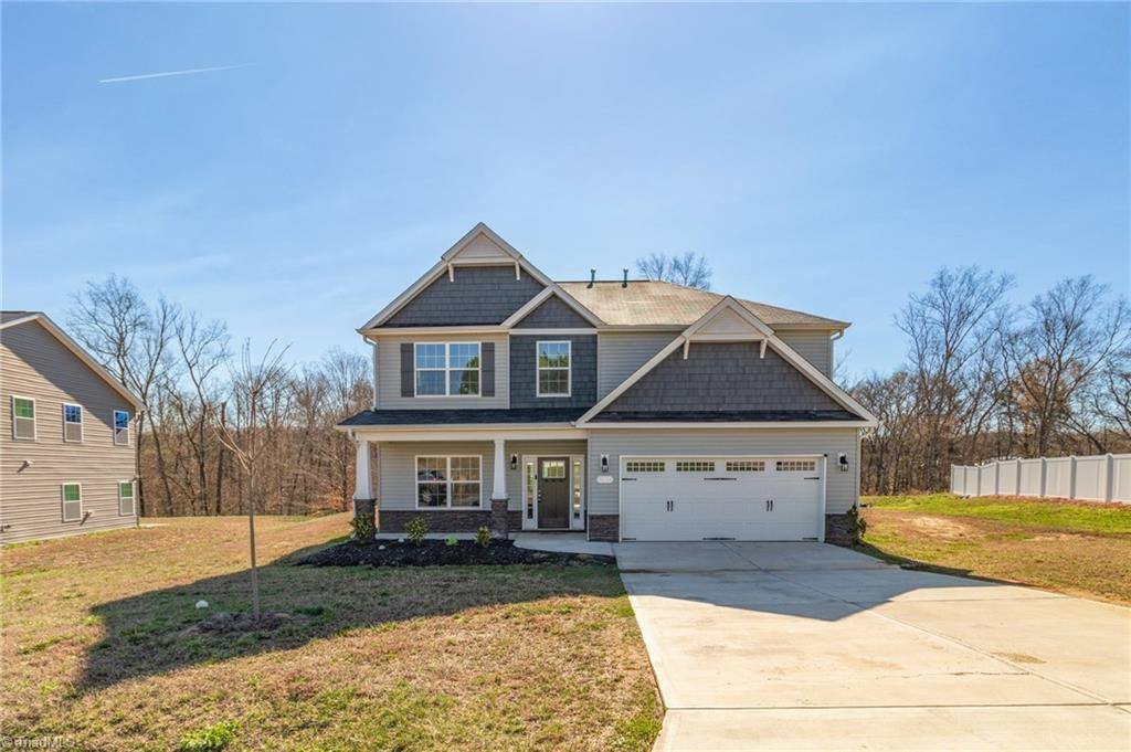 573 Mahogany Drive, Thomasville, NC 27360