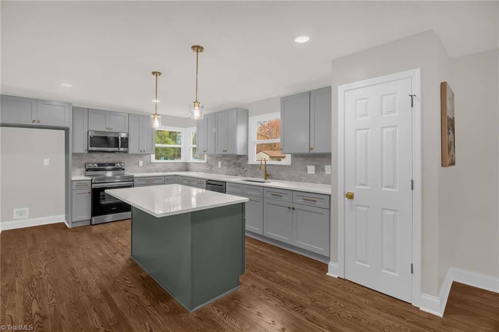 308 School Street, Lexington, NC 27292