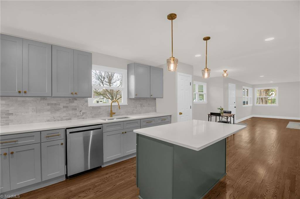 308 School Street, Lexington, NC 27292