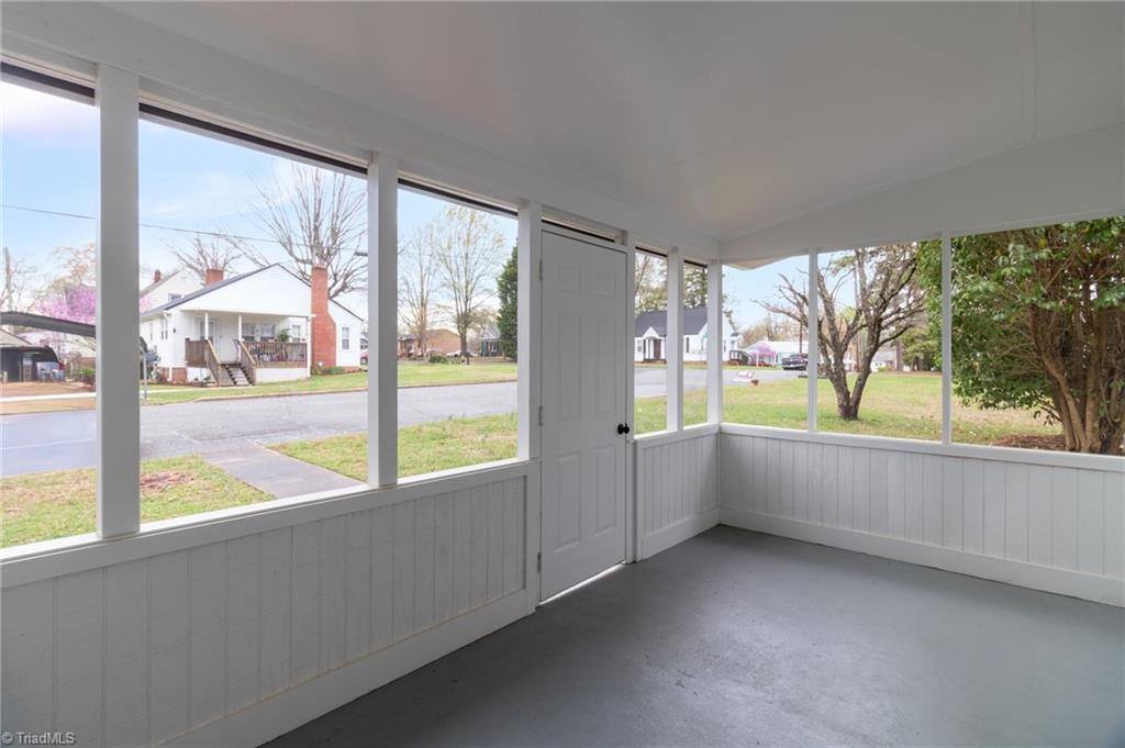 308 School Street, Lexington, NC 27292