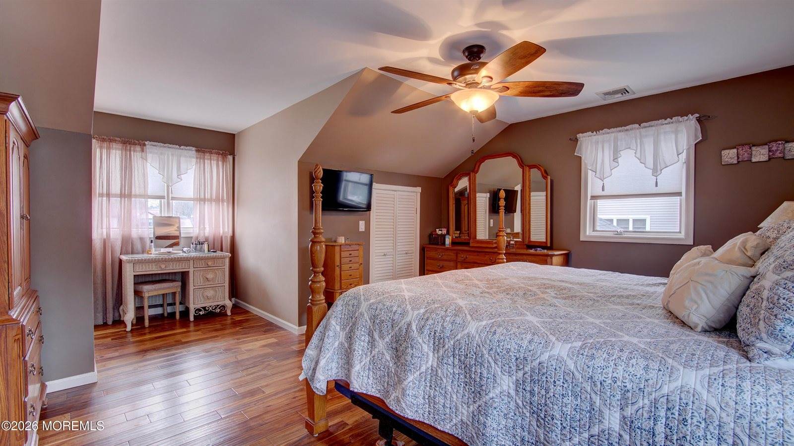 6 Carlisle Court, Manalapan, NJ 07726