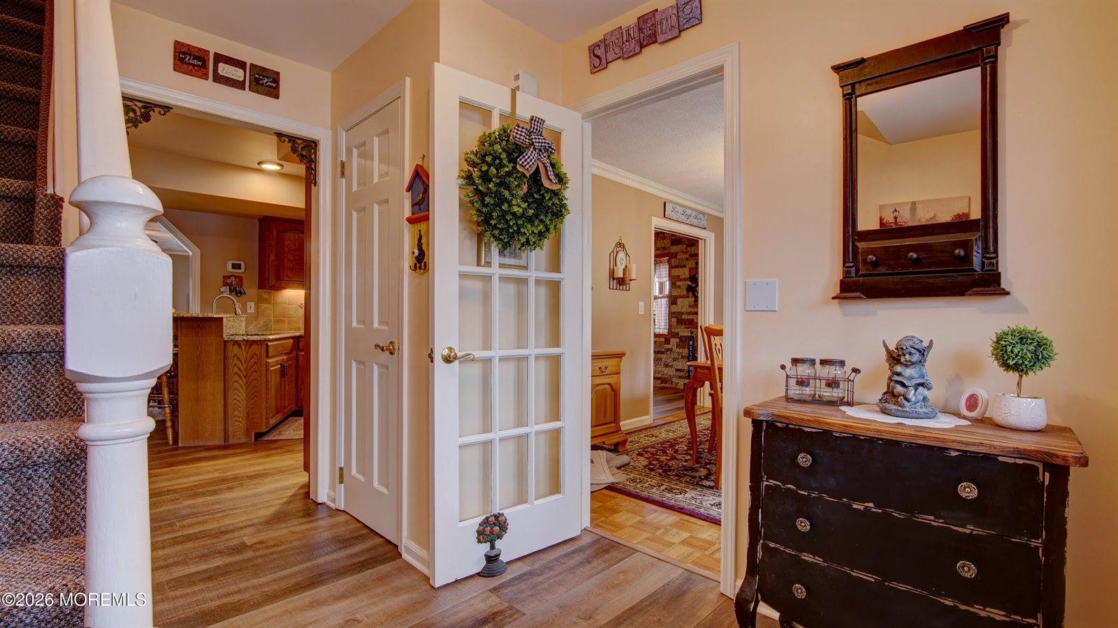 6 Carlisle Court, Manalapan, NJ 07726