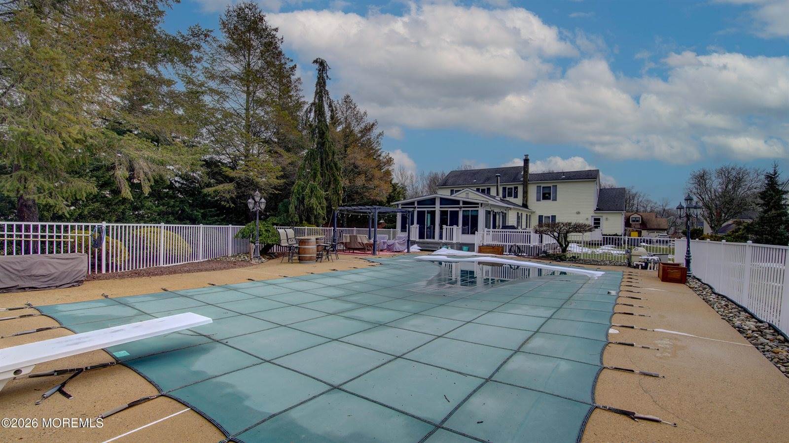 6 Carlisle Court, Manalapan, NJ 07726