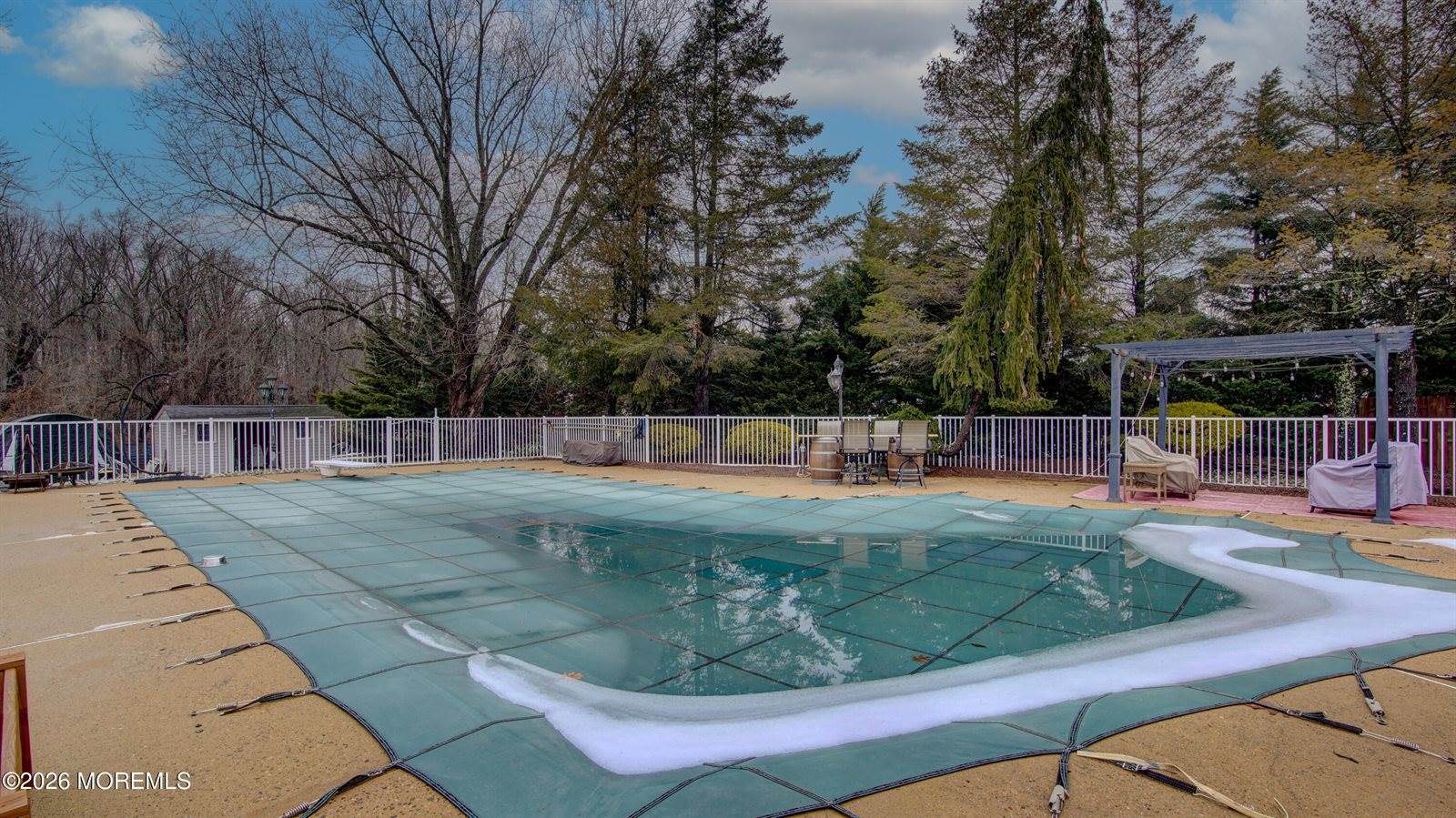 6 Carlisle Court, Manalapan, NJ 07726