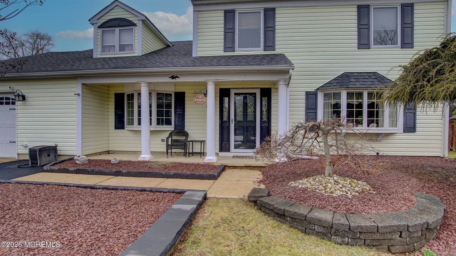 6 Carlisle Court, Manalapan, NJ 07726