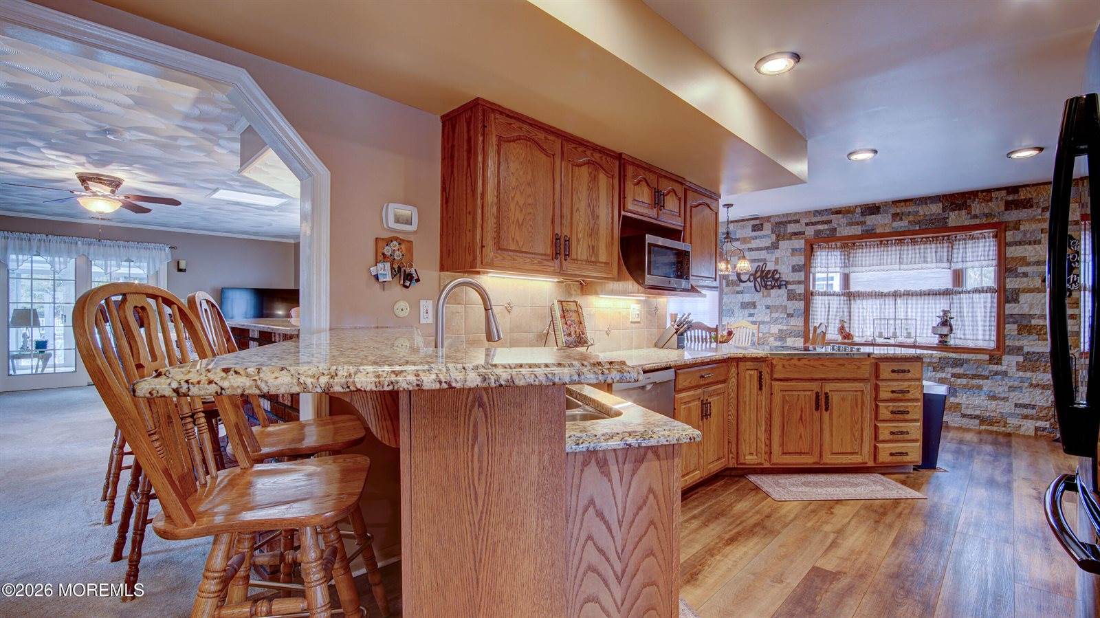 6 Carlisle Court, Manalapan, NJ 07726