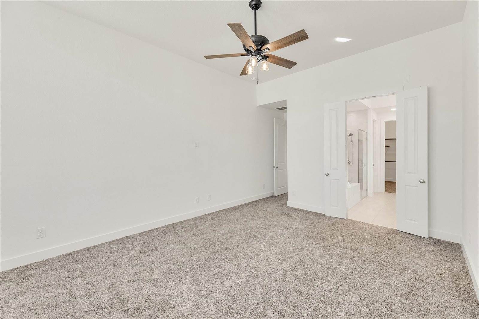 21350 Oakley Claremont Court, Magnolia, TX 77355