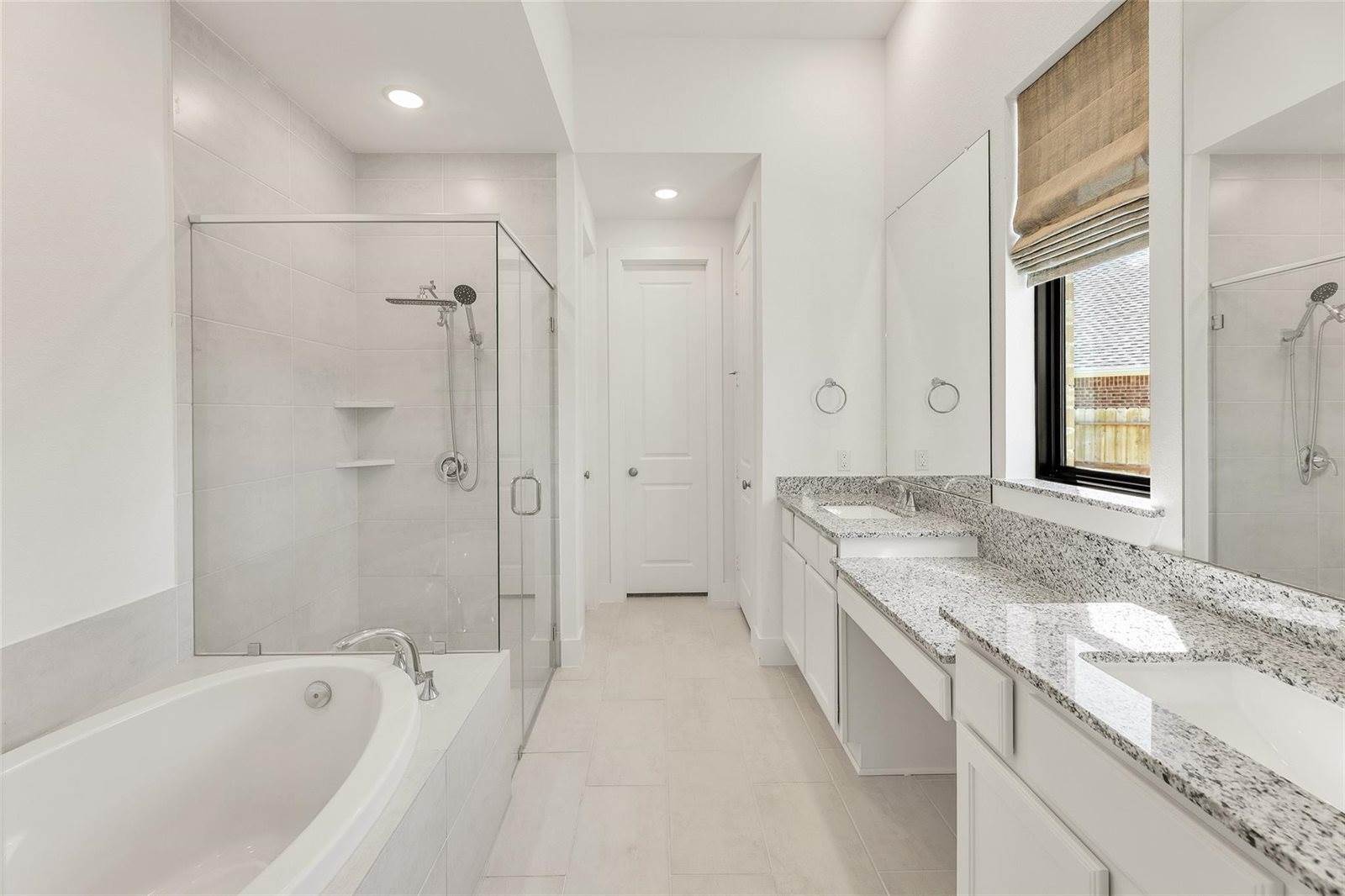 21350 Oakley Claremont Court, Magnolia, TX 77355