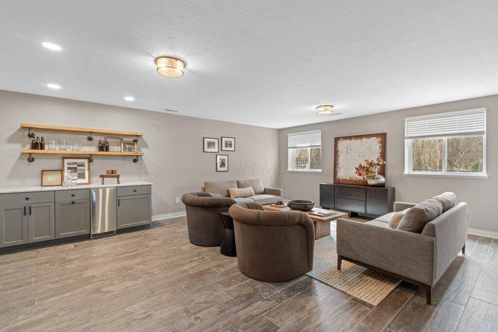 5562 Alston Grove Drive, Westerville, OH 43082