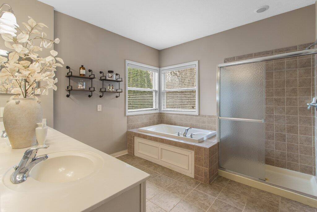 5562 Alston Grove Drive, Westerville, OH 43082