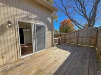 5725 SW Quail Cove CIR, Topeka, KS 66614