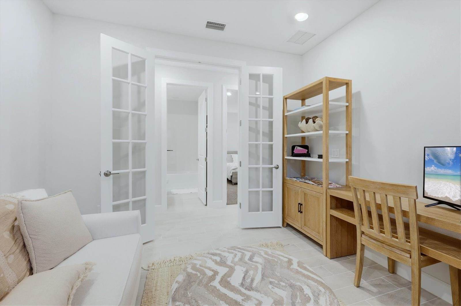 3015 Tolmino Court, Bradenton, FL 34211