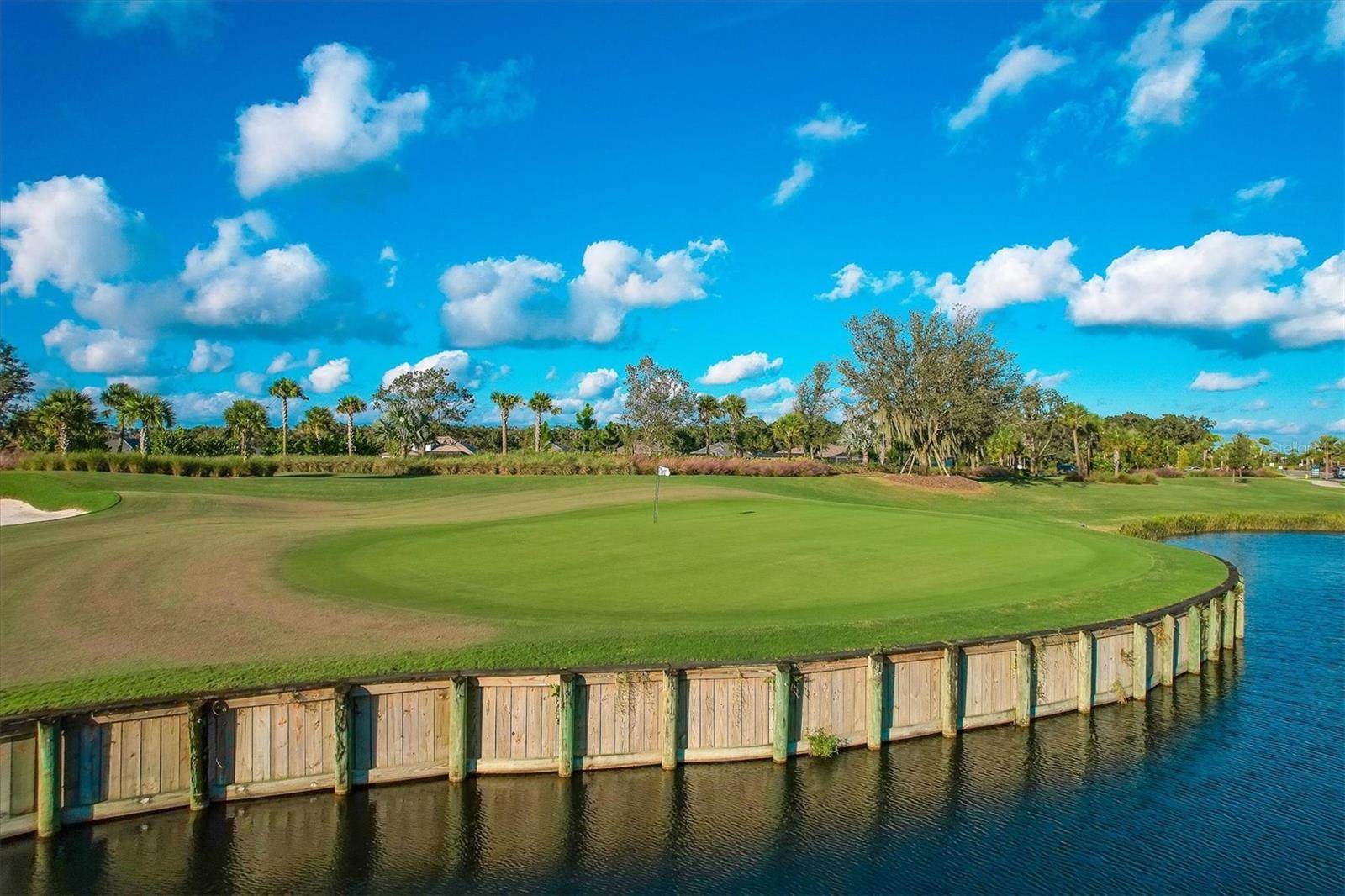 3015 Tolmino Court, Bradenton, FL 34211