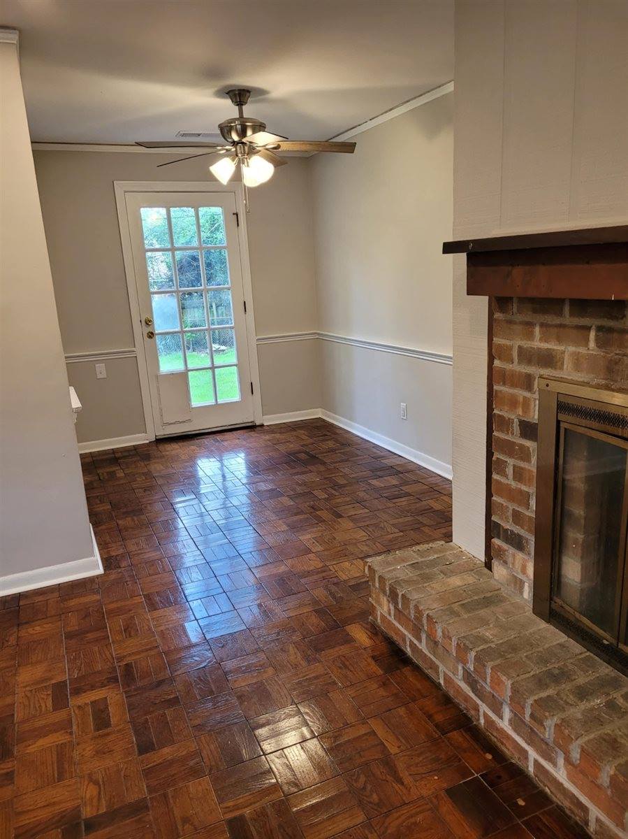 5055 Wingdale Rd, Memphis, TN 38117