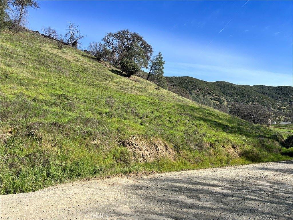 2286 New Long Valley Road, Clearlake Oaks, CA 95423
