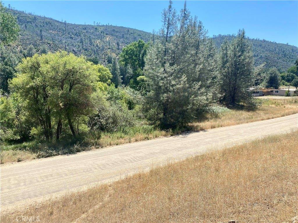 2286 New Long Valley Road, Clearlake Oaks, CA 95423