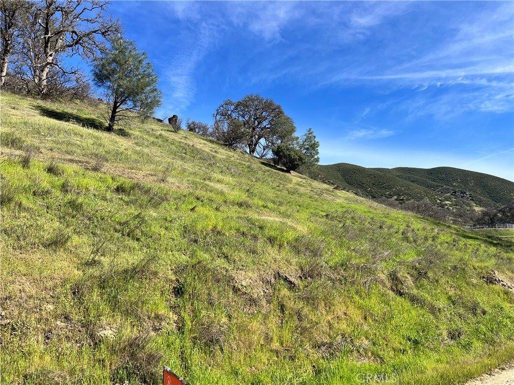 2286 New Long Valley Road, Clearlake Oaks, CA 95423