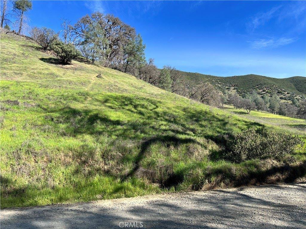 2286 New Long Valley Road, Clearlake Oaks, CA 95423