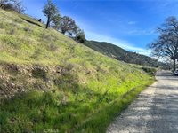 2286 New Long Valley Road, Clearlake Oaks, CA 95423