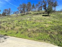2286 New Long Valley Road, Clearlake Oaks, CA 95423