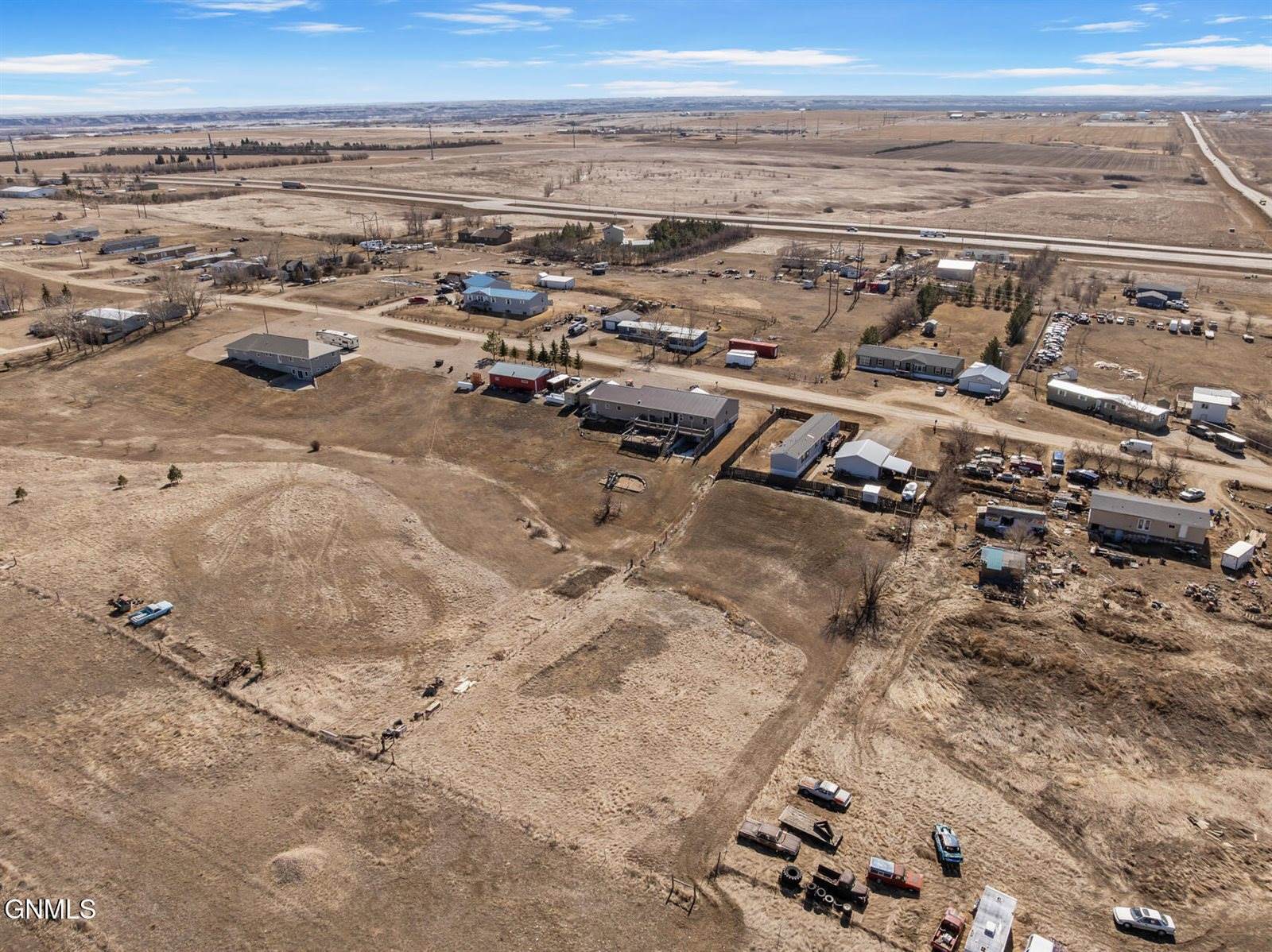 14291 Painted Woods Drive, Williston, ND 58801