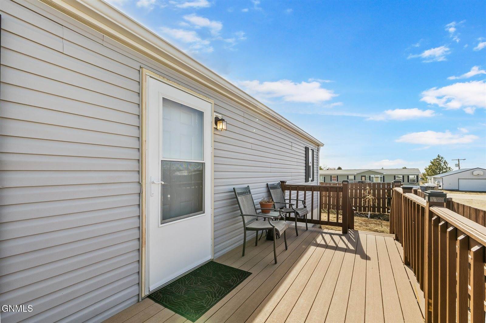 14291 Painted Woods Drive, Williston, ND 58801