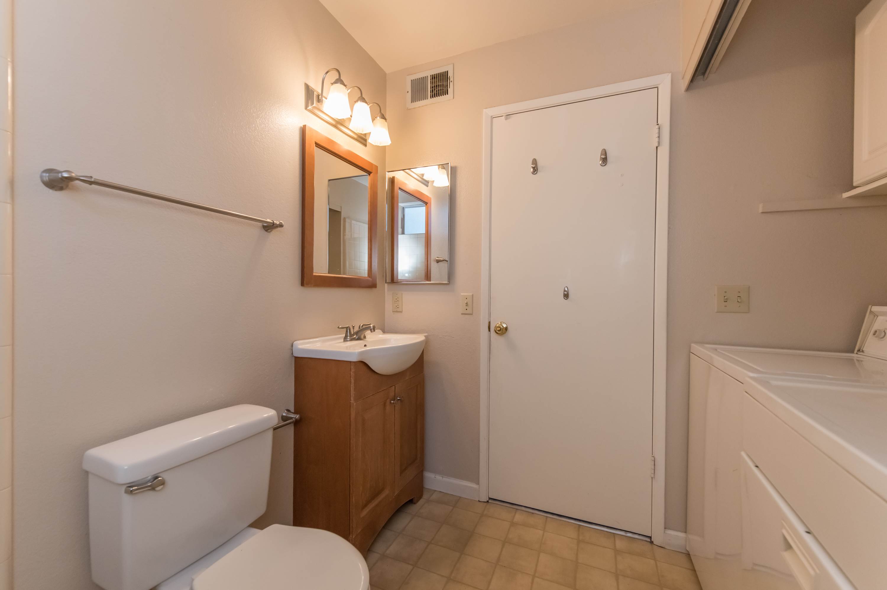 3317 Yulupa Avenue, Santa Rosa, CA 95405