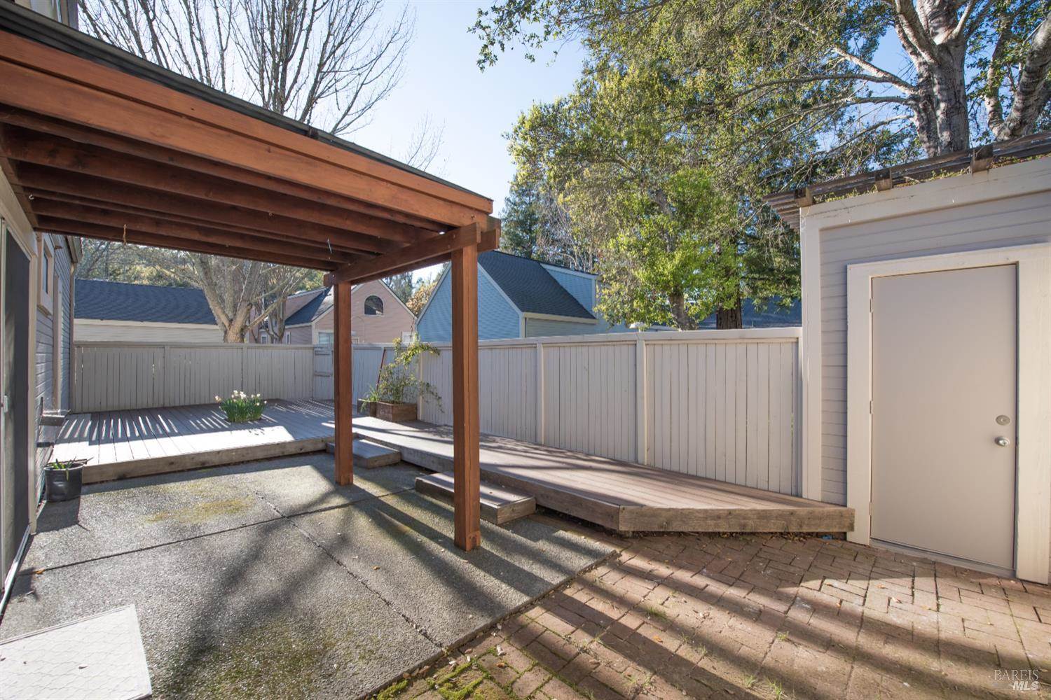 3317 Yulupa Avenue, Santa Rosa, CA 95405