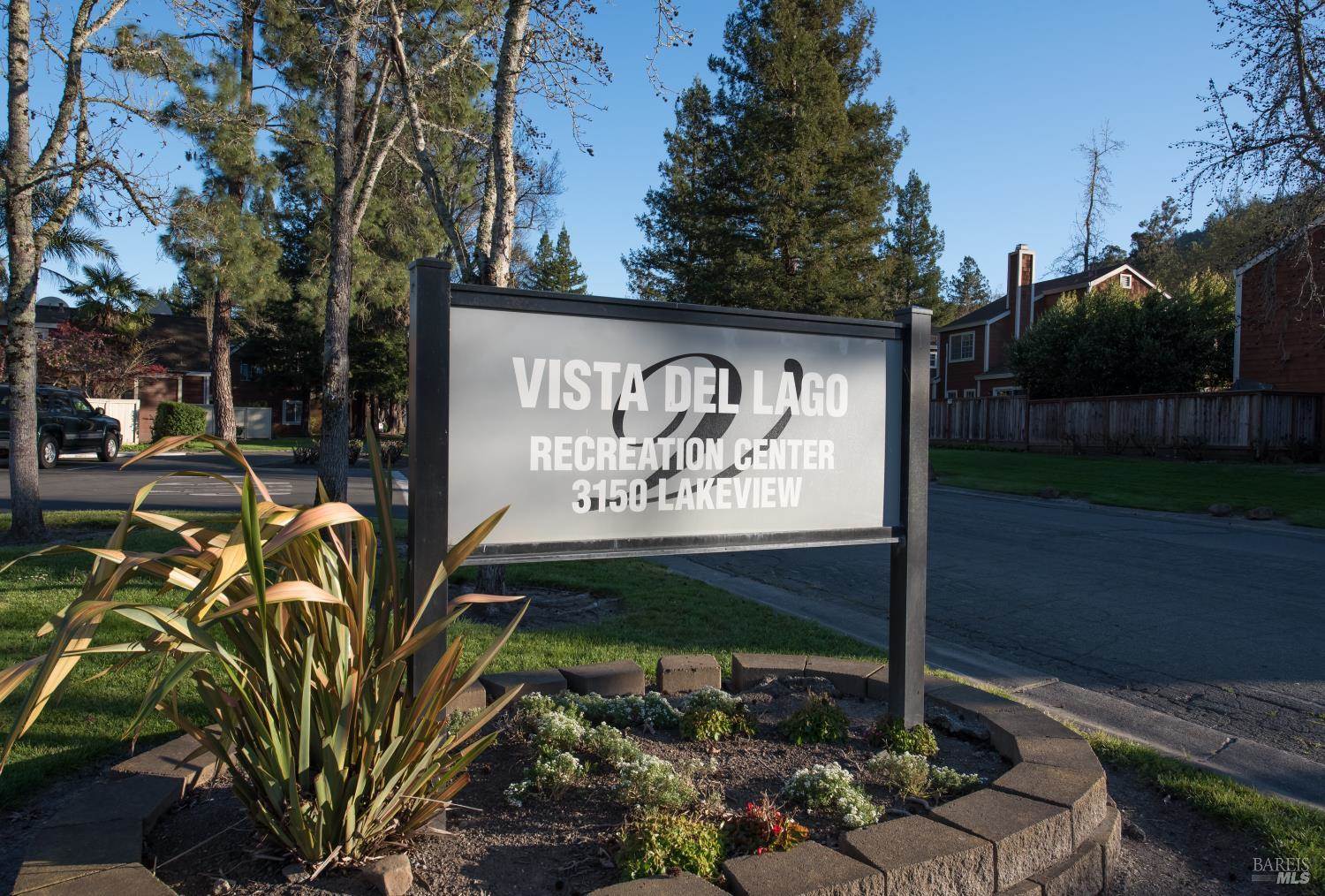 3317 Yulupa Avenue, Santa Rosa, CA 95405