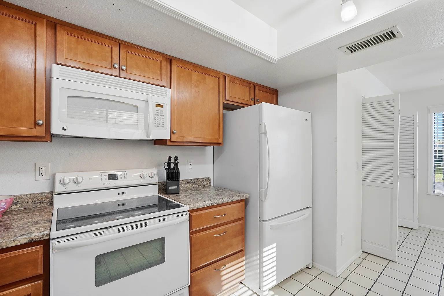 650 S ARROWWOOD Way, Mesa, AZ 85208