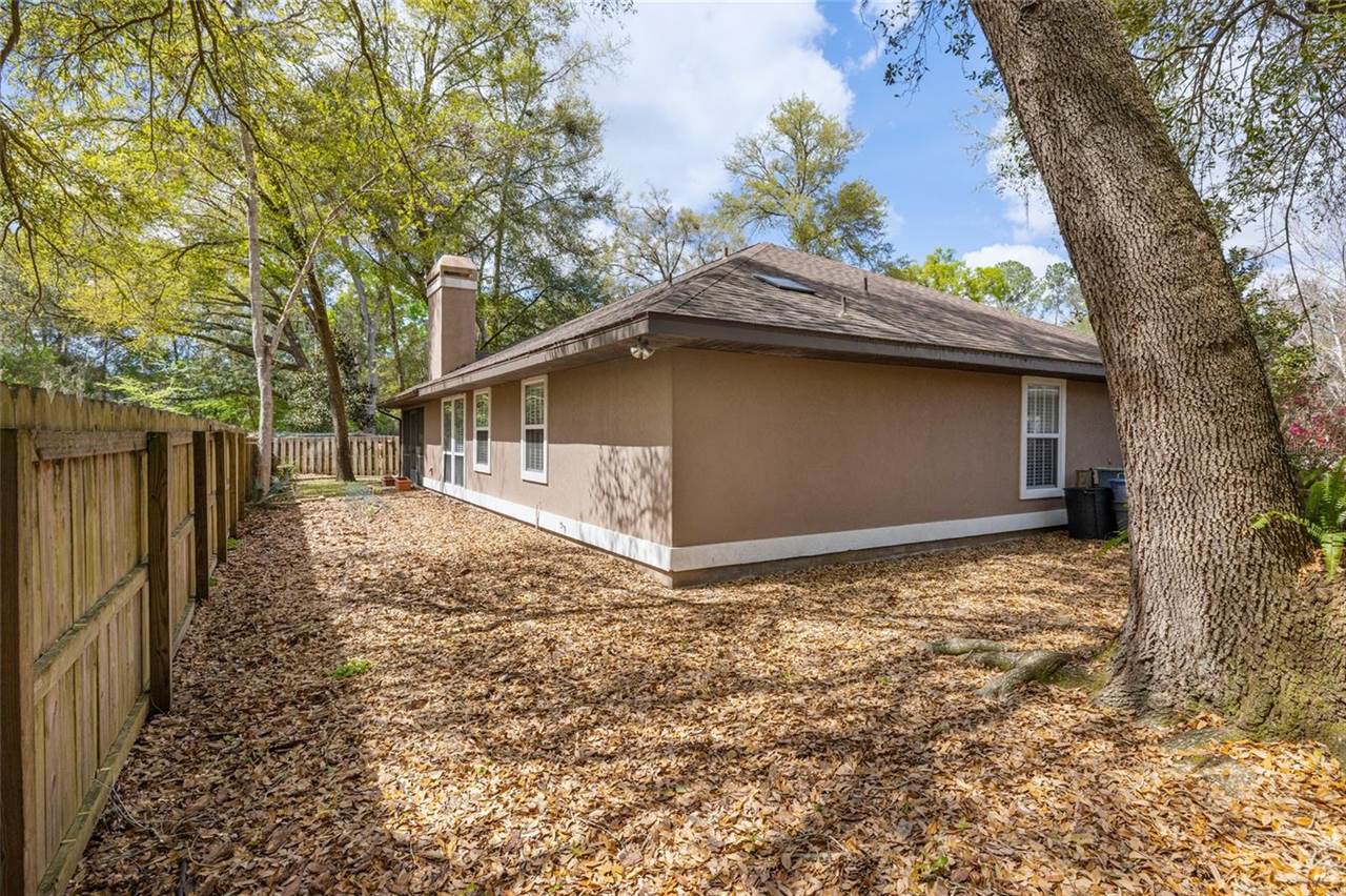1128 SW 82 Terrace, Gainesville, FL 32607