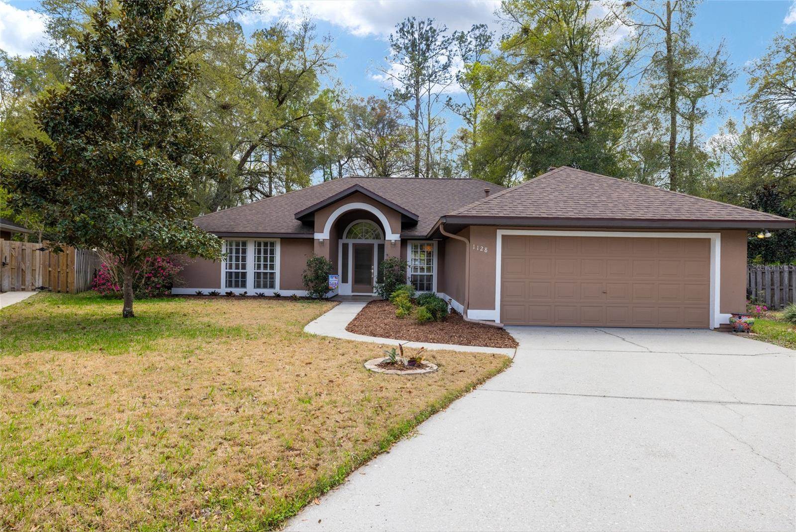 1128 SW 82 Terrace, Gainesville, FL 32607
