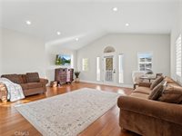 15345 Michael Crest, Canyon Country, CA 91387