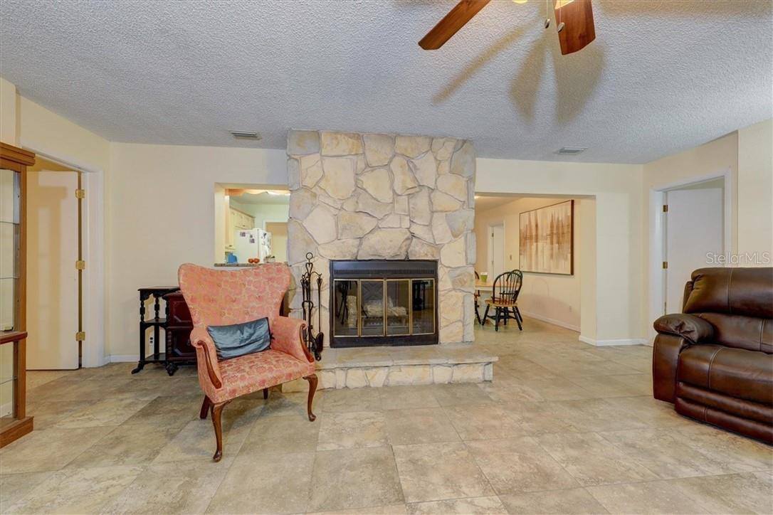 473 Lewis Boulevard SE, Saint Petersburg, FL 33705