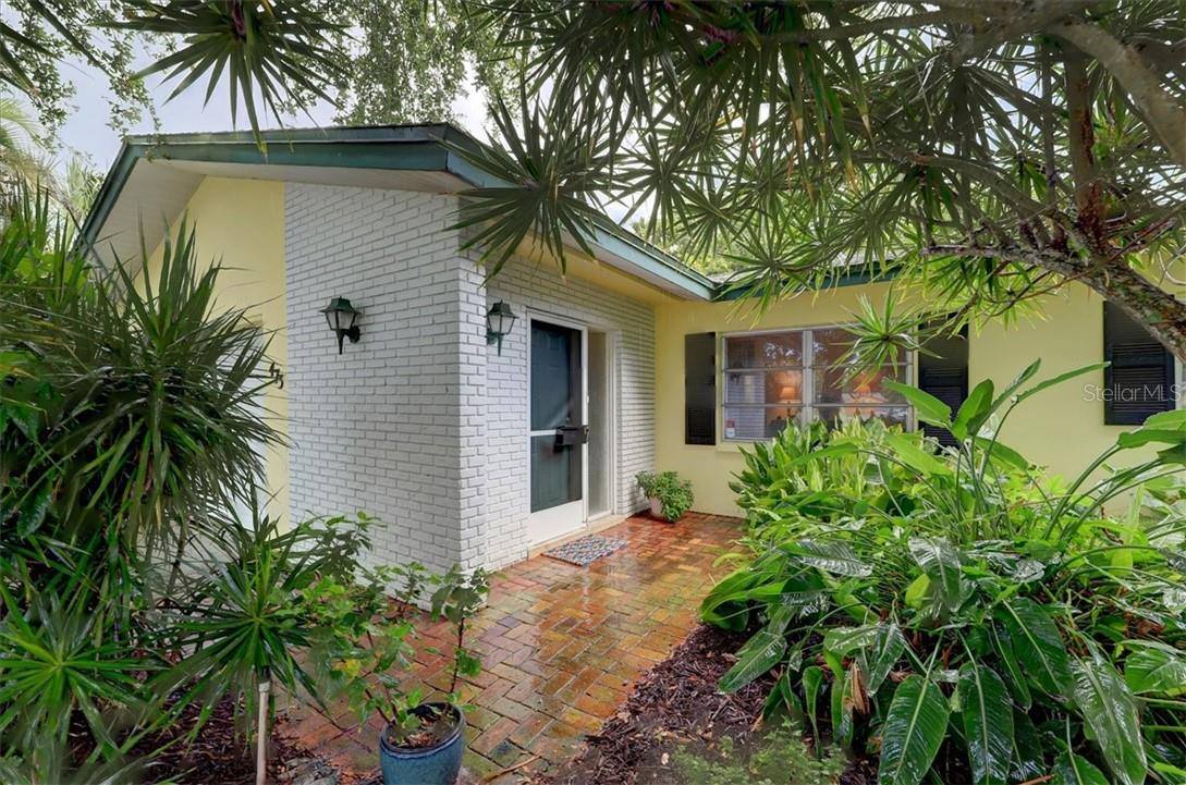 473 Lewis Boulevard SE, Saint Petersburg, FL 33705